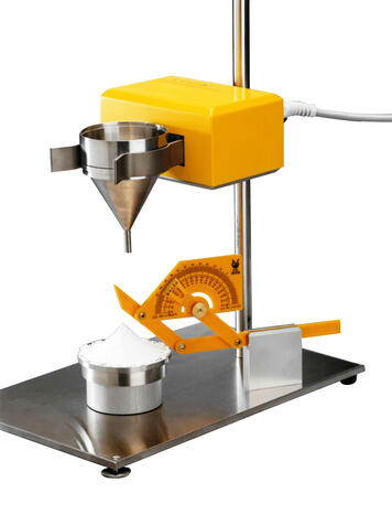 Angle of repose measurement of a white powder with EMS 755